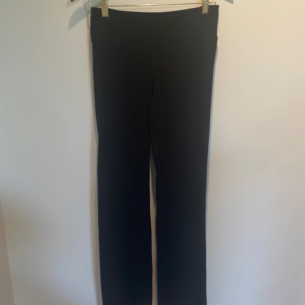 TEK GEAR SHAPEWEAR BLACK Straight Leg Pants. Size Med